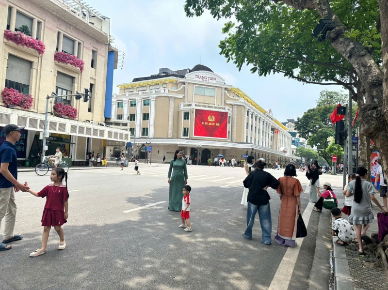 Các điểm tham quan, du lịch của Hà Nội hút khách dịp nghỉ lễ Các điểm tham quan, du lịch của Hà Nội hút khách dịp nghỉ lễ
