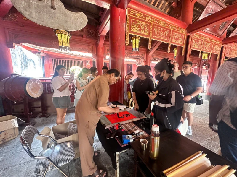 Các điểm tham quan, du lịch của Hà Nội hút khách dịp nghỉ lễ Các điểm tham quan, du lịch của Hà Nội hút khách dịp nghỉ lễ