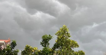 Các ổ mây dông đang phát triển nhiều trên cả nước