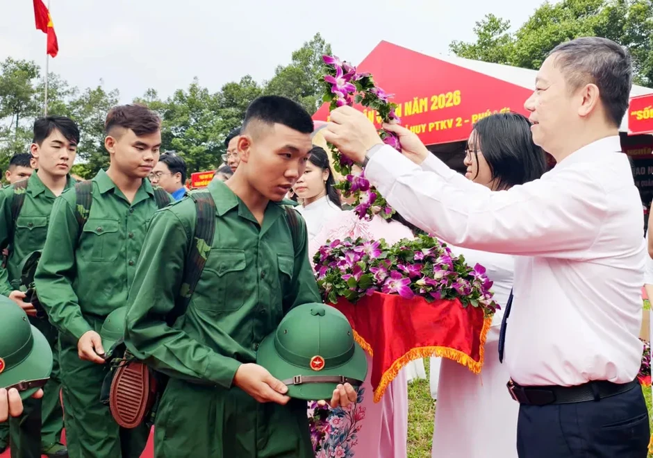 Các tân binh sẵn sàng nhận và hoàn thành tốt mọi nhiệm vụ được giao Các tân binh sẵn sàng nhận và hoàn thành tốt mọi nhiệm vụ được giao