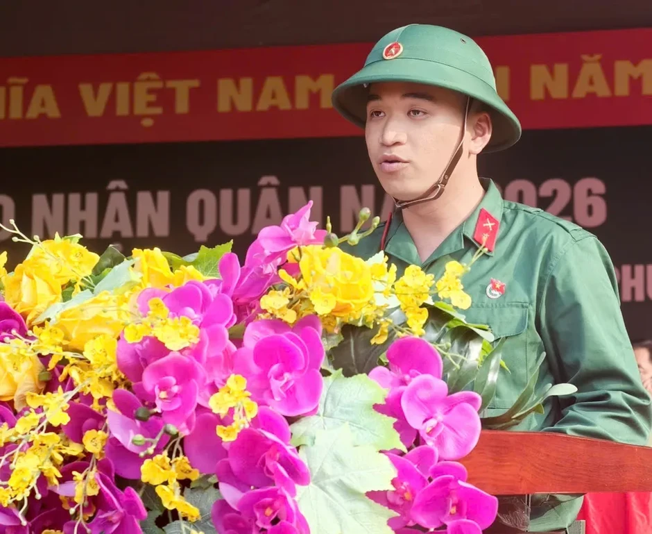 Các tân binh sẵn sàng nhận và hoàn thành tốt mọi nhiệm vụ được giao Các tân binh sẵn sàng nhận và hoàn thành tốt mọi nhiệm vụ được giao