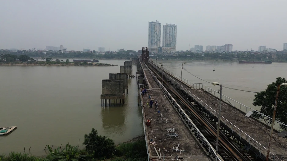 Cận cảnh sửa chữa cầu Long Biên