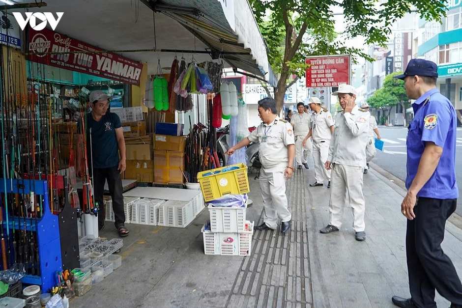 Cần chính sách hỗ trợ người yếu thế ảnh hưởng do lập lại trật tự vỉa hè ở Đà Nẵng Cần chính sách hỗ trợ người yếu thế ảnh hưởng do lập lại trật tự vỉa hè ở Đà Nẵng