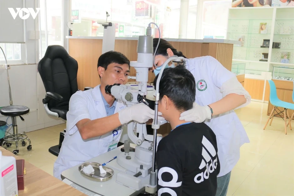 Cận thị từ 3 diop trở lên được Hà Nội hỗ trợ điều trị Cận thị từ 3 diop trở lên được Hà Nội hỗ trợ điều trị