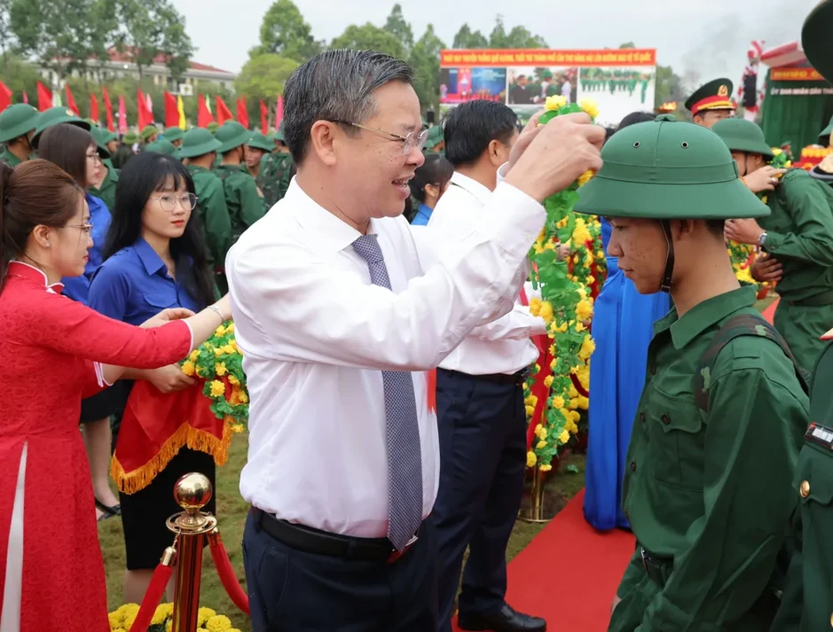 Cần Thơ, An Giang tổ chức Lễ giao nhận quân năm 2026