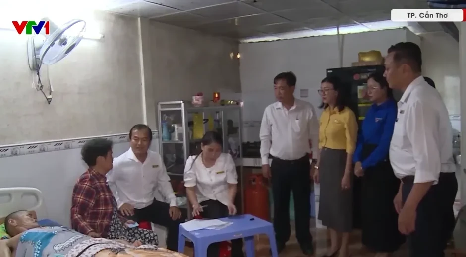 Cần Thơ: Đưa thủ tục hành chính đến tận nhà, giúp người yếu thế tiếp cận dịch vụ công