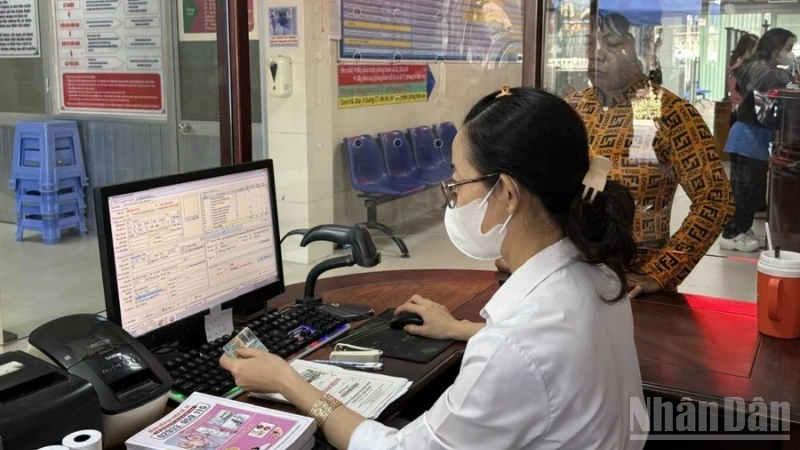 Cần Thơ: Mở rộng quyền lợi bảo hiểm y tế, người dân thêm thuận lợi khi khám, chữa bệnh Cần Thơ: Mở rộng quyền lợi bảo hiểm y tế, người dân thêm thuận lợi khi khám, chữa bệnh
