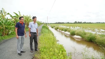 Cần Thơ: Người dân đồng thuận bàn giao đất, mở đường phát triển giao thông