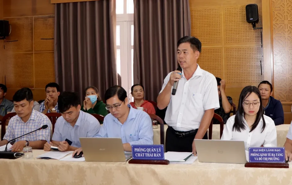 Cần thống nhất đơn giá thu gom, vận chuyển rác sinh hoạt Cần thống nhất đơn giá thu gom, vận chuyển rác sinh hoạt
