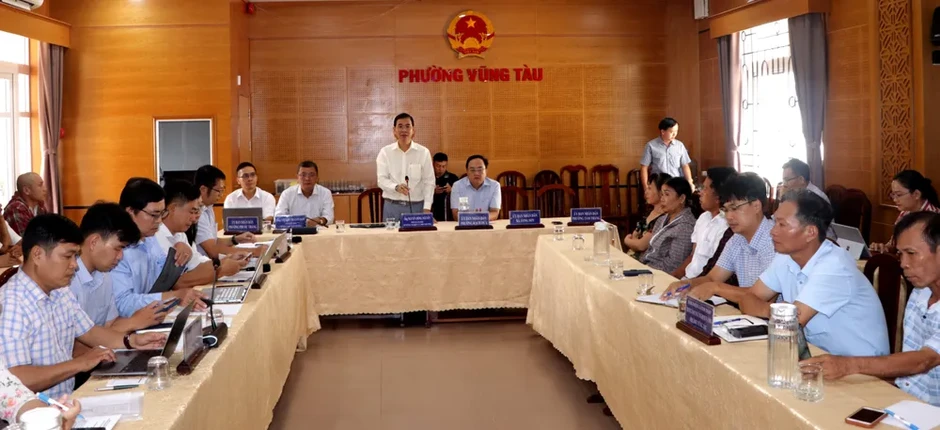 Cần thống nhất đơn giá thu gom, vận chuyển rác sinh hoạt Cần thống nhất đơn giá thu gom, vận chuyển rác sinh hoạt