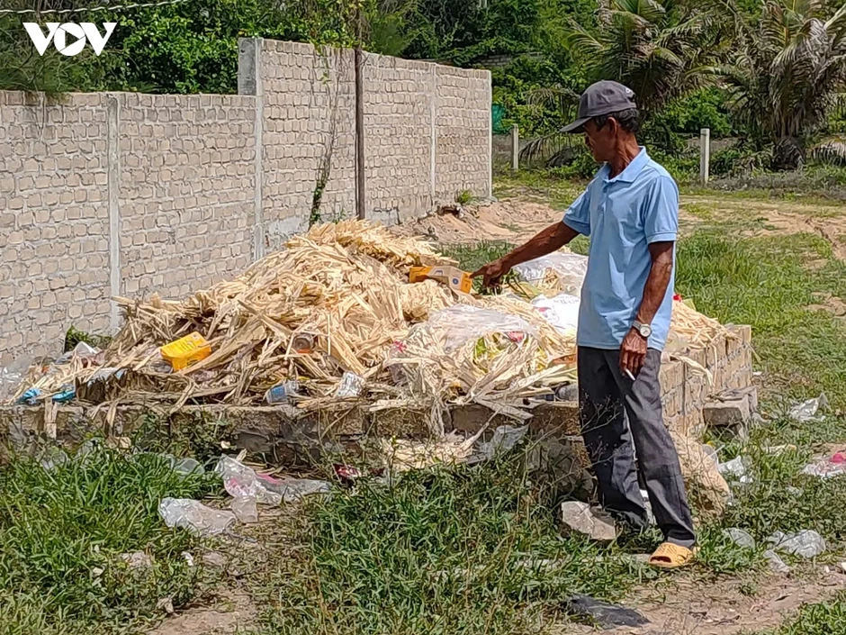 Cần xử lý dứt điểm lượng rác thu gom tại bãi đá 7 màu ở Lâm Đồng Cần xử lý dứt điểm lượng rác thu gom tại bãi đá 7 màu ở Lâm Đồng