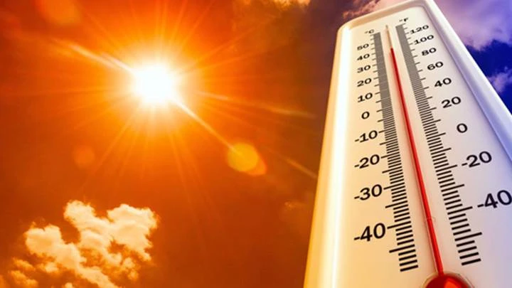 Cảnh báo đặc biệt về tình hình thời tiết hôm nay và ngày mai: Nắng nóng đỉnh điểm đạt bao nhiêu độ? Cảnh báo đặc biệt về tình hình thời tiết hôm nay và ngày mai: Nắng nóng đỉnh điểm đạt bao nhiêu độ?