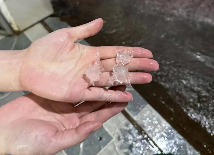 Cảnh báo: Danh sách các điểm có khả năng ngập ở Hà Nội trong những giờ tới Cảnh báo: Danh sách các điểm có khả năng ngập ở Hà Nội trong những giờ tới