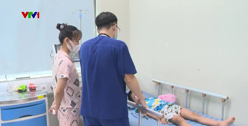 Cảnh báo đuối nước tại bể bơi: Cần sơ cứu đúng cách và giám sát chặt trẻ em Cảnh báo đuối nước tại bể bơi: Cần sơ cứu đúng cách và giám sát chặt trẻ em