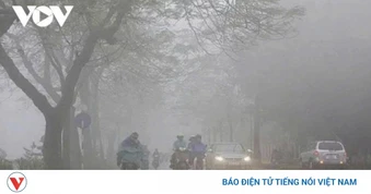 Cảnh báo mưa dông kèm lốc sét, mưa đá ở nội thành Hà Nội