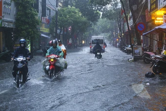 Cảnh báo mưa to cục bộ trong đêm, đề phòng lũ quét, sạt lở đất ở nhiều khu vực