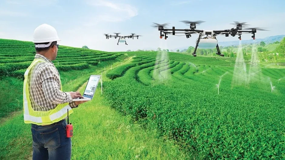 Cảnh báo rủi ro khi sử dụng drone phun thuốc bảo vệ thực vật Cảnh báo rủi ro khi sử dụng drone phun thuốc bảo vệ thực vật