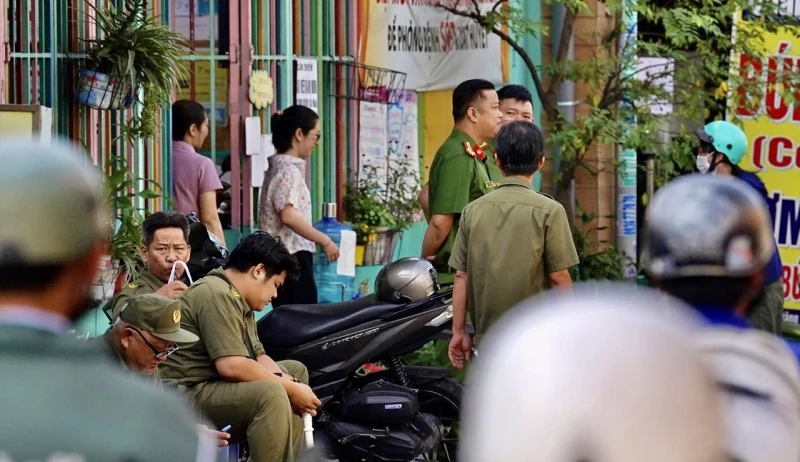 Cảnh báo việc nhà ở kết hợp kinh doanh không lối thoát hiểm Cảnh báo việc nhà ở kết hợp kinh doanh không lối thoát hiểm