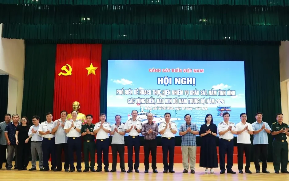 Cảnh sát biển phối hợp với các địa phương bảo vệ an ninh, phát triển kinh tế biển Cảnh sát biển phối hợp với các địa phương bảo vệ an ninh, phát triển kinh tế biển