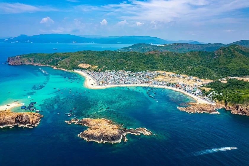 Cảnh tượng trên bờ biển Quy Nhơn khiến nhiều người bất ngờ, nhận xét: Không tin vào mắt mình Cảnh tượng trên bờ biển Quy Nhơn khiến nhiều người bất ngờ, nhận xét: Không tin vào mắt mình