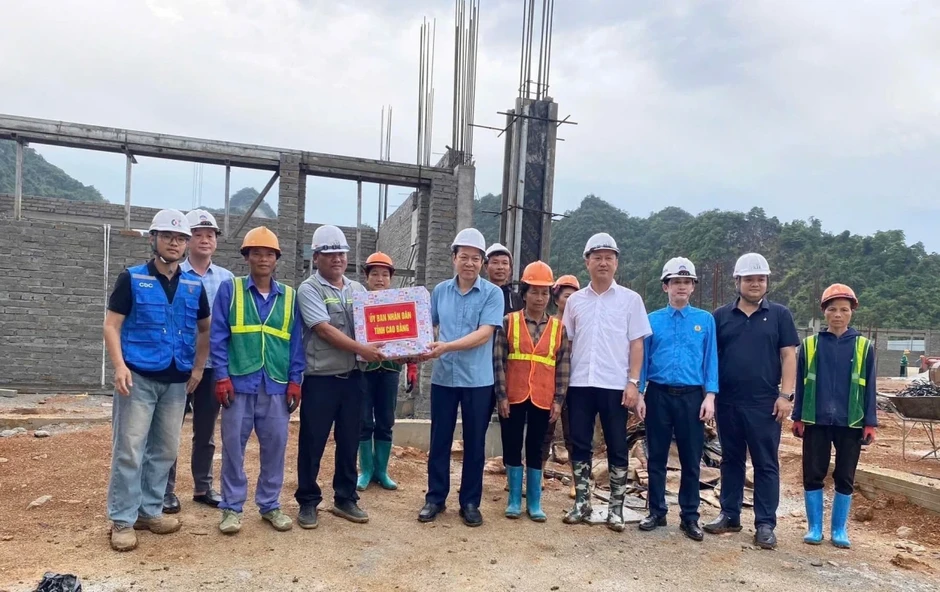 Cao Bằng quyết tâm hoàn thành 11 trường nội trú trước năm học mới