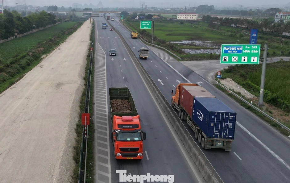 Cao tốc Cao Bồ - Mai Sơn nhiều đoạn hạ tốc độ xuống 50 km/h