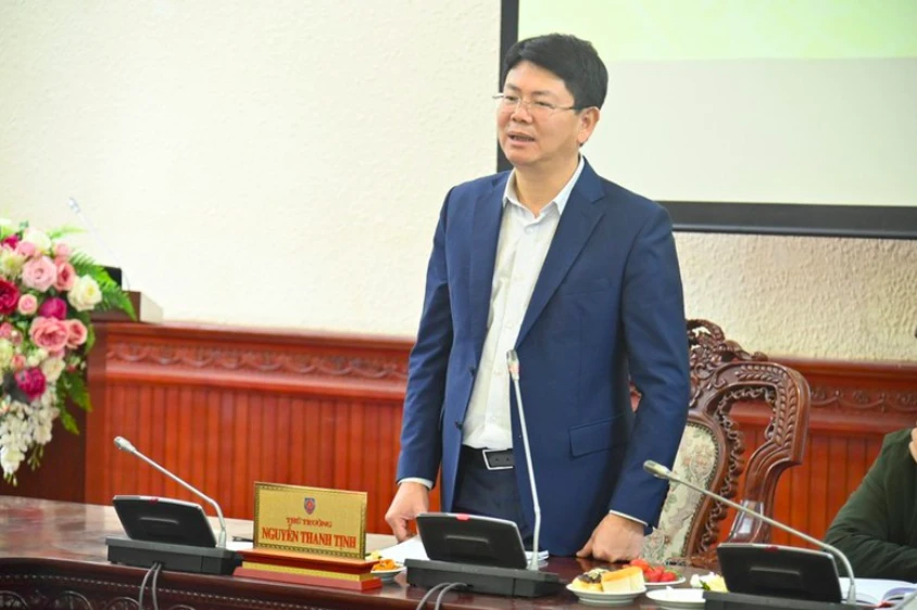 Cắt giảm thủ tục hành chính: Bộ Tư pháp phải làm gương, làm mẫu Cắt giảm thủ tục hành chính: Bộ Tư pháp phải làm gương, làm mẫu