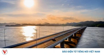 Cầu cạn hay đường đắp cát: Bài toán chi phí cao tốc ở Đồng bằng sông Cửu Long