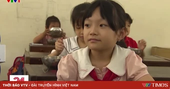 Câu chuyện 'không ăn thịt gà' và nỗi lo về suất ăn học đường