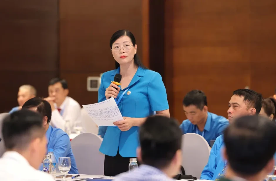 Chăm lo, bảo vệ quyền và lợi ích hợp pháp, chính đáng của đoàn viên, người lao động Chăm lo, bảo vệ quyền và lợi ích hợp pháp, chính đáng của đoàn viên, người lao động