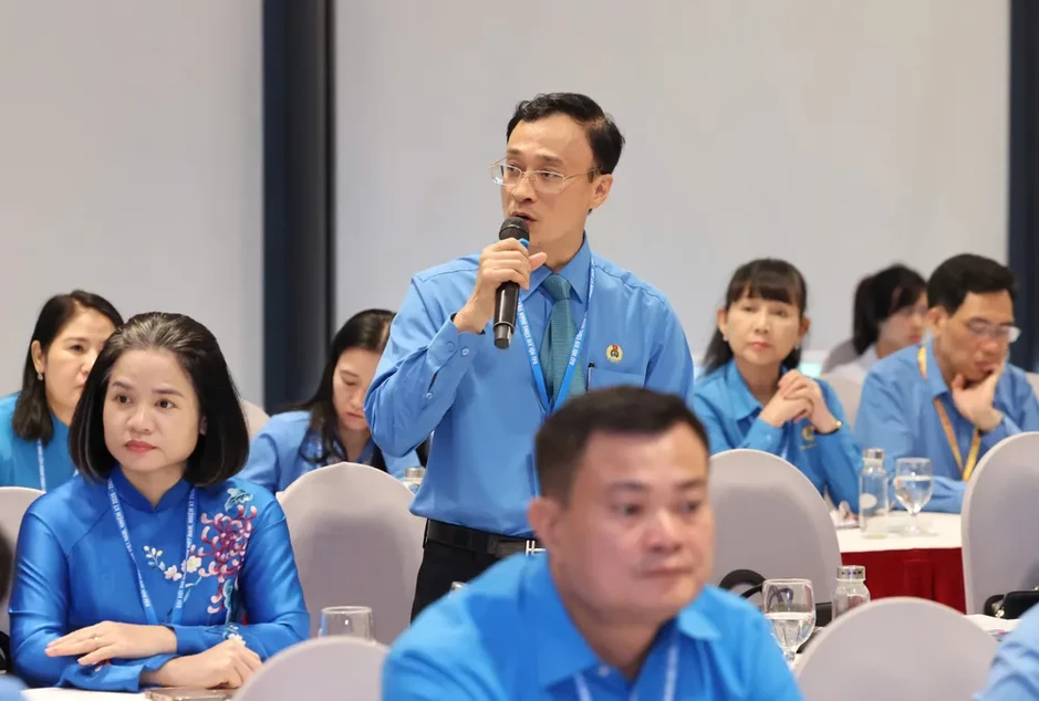 Chăm lo, bảo vệ quyền và lợi ích hợp pháp, chính đáng của đoàn viên, người lao động Chăm lo, bảo vệ quyền và lợi ích hợp pháp, chính đáng của đoàn viên, người lao động