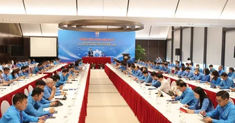 Chăm lo, bảo vệ quyền và lợi ích hợp pháp, chính đáng của đoàn viên, người lao động