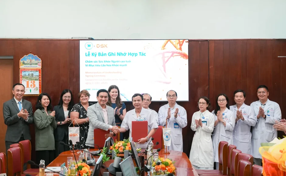 Chăm sóc người cao tuổi theo hướng chủ động, toàn diện và liên tục hơn Chăm sóc người cao tuổi theo hướng chủ động, toàn diện và liên tục hơn