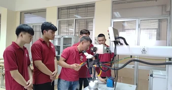 Chất lượng nguồn nhân lực là “chìa khóa vàng”
