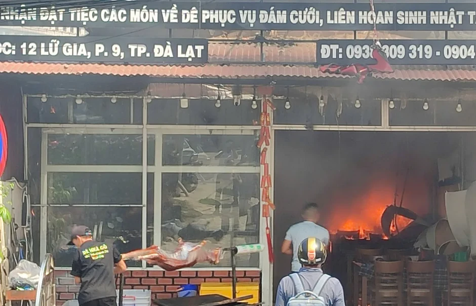 Cháy cơ sở kinh doanh ăn uống tại Đà Lạt, 5 nhân viên kịp thoát thân Cháy cơ sở kinh doanh ăn uống tại Đà Lạt, 5 nhân viên kịp thoát thân