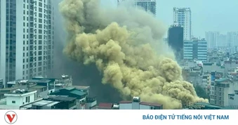 Cháy dữ dội tại quán karaoke Volume Club ở Phú Mỹ, Hà Nội