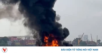 Cháy ghe gỗ trên sông Sài Gòn, một người phụ nữ tử vong