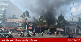 Cháy quán ăn ở Tây Ninh, nhiều người hoảng hốt