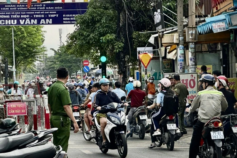 Cháy quán cơm, 2 mẹ con tử vong tại phòng ngủ Cháy quán cơm, 2 mẹ con tử vong tại phòng ngủ