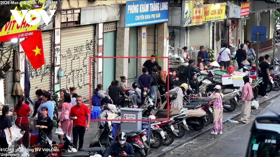 Chỉ một ngày, camera AI ở Hà Nội phạt nguội 390 trường hợp vi phạm trật tự đô thị