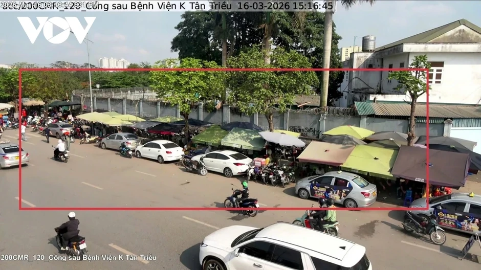 Chỉ một ngày, camera AI ở Hà Nội phạt nguội 390 trường hợp vi phạm trật tự đô thị