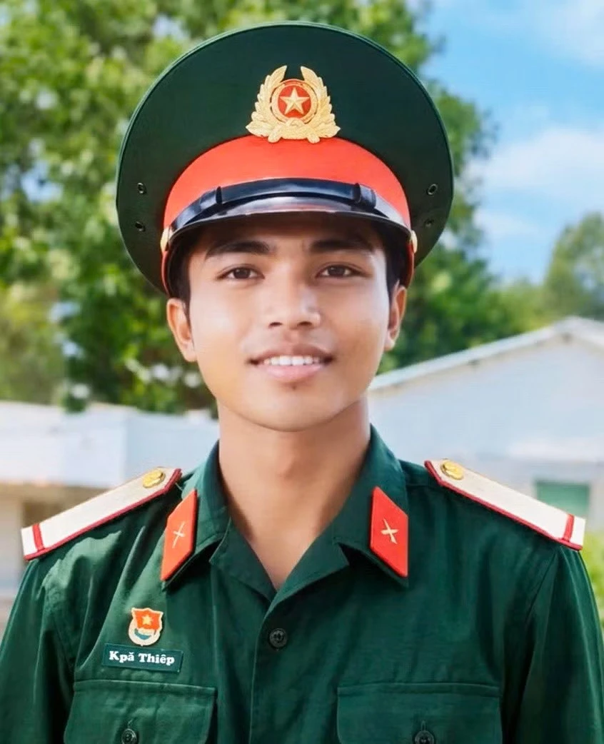 Chiến sĩ Quân đoàn 34 quên mình cứu dân Chiến sĩ Quân đoàn 34 quên mình cứu dân