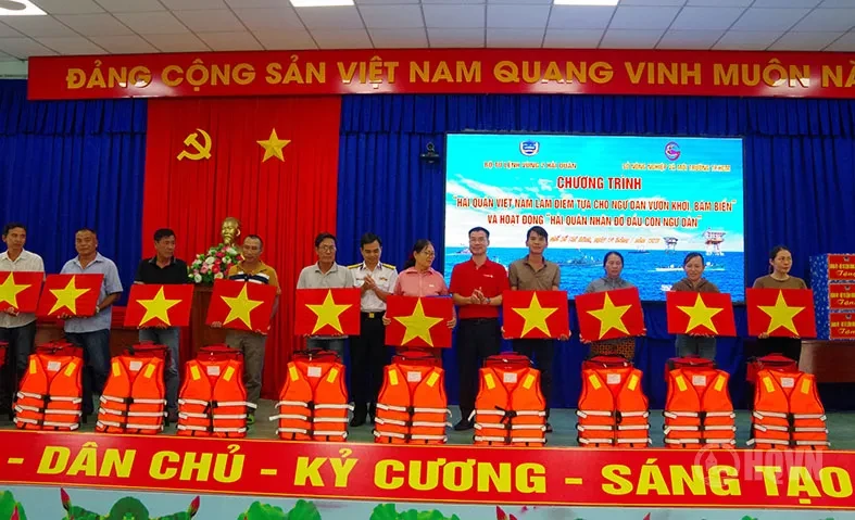 Chiến thắng trận đầu của Hải quân nhân dân Việt Nam và bài học giữ vững thế chủ động từ hướng biển Chiến thắng trận đầu của Hải quân nhân dân Việt Nam và bài học giữ vững thế chủ động từ hướng biển