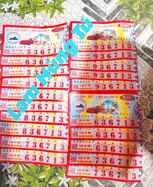 Chiều 6-6, lộ diện 2 khách hàng trúng độc đắc xổ số miền Nam Chiều 6-6, lộ diện 2 khách hàng trúng độc đắc xổ số miền Nam