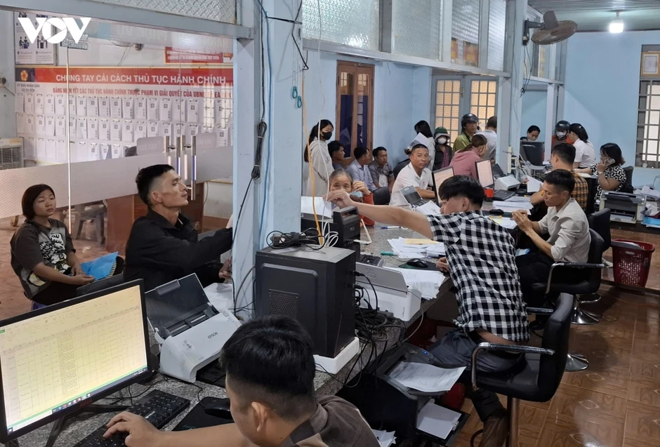 Chính quyền địa phương 2 cấp - áp lực từ thiếu đồng bộ năng lực số Chính quyền địa phương 2 cấp - áp lực từ thiếu đồng bộ năng lực số