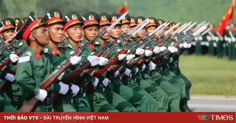 Chính sách ưu đãi về quân hàm, tiền lương, trọng dụng nhân tài trong Quân đội