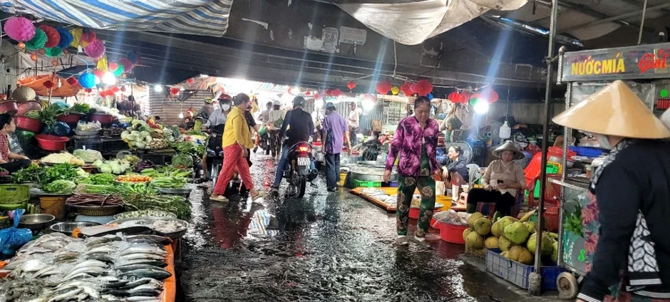 Chợ Cái Bè (Đồng Tháp): Nỗi lo mất an toàn giao thông và cháy nổ Chợ Cái Bè (Đồng Tháp): Nỗi lo mất an toàn giao thông và cháy nổ