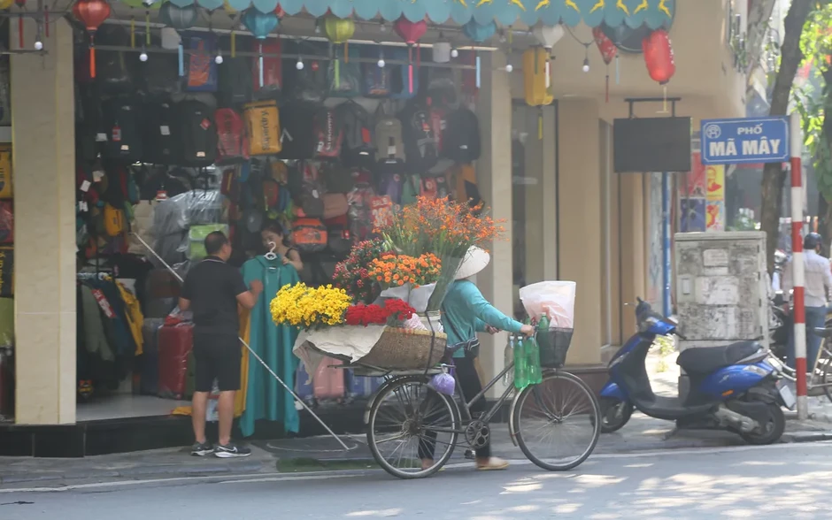 Cho thuê vỉa hè: Dung hòa sinh kế và trật tự đô thị Cho thuê vỉa hè: Dung hòa sinh kế và trật tự đô thị