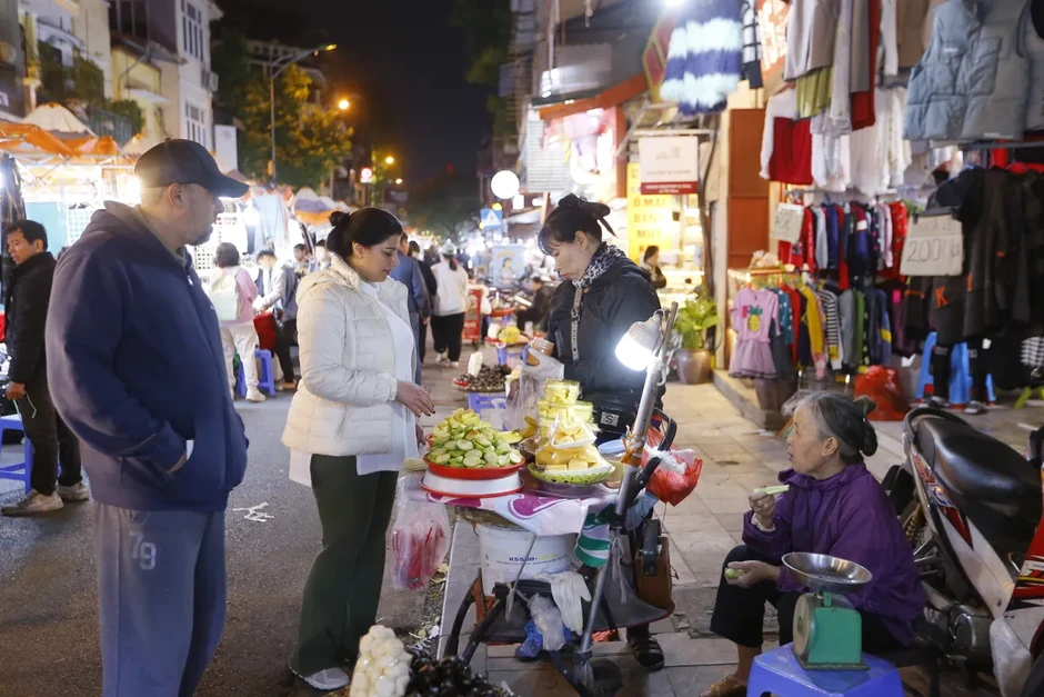 Cho thuê vỉa hè: Dung hòa sinh kế và trật tự đô thị Cho thuê vỉa hè: Dung hòa sinh kế và trật tự đô thị