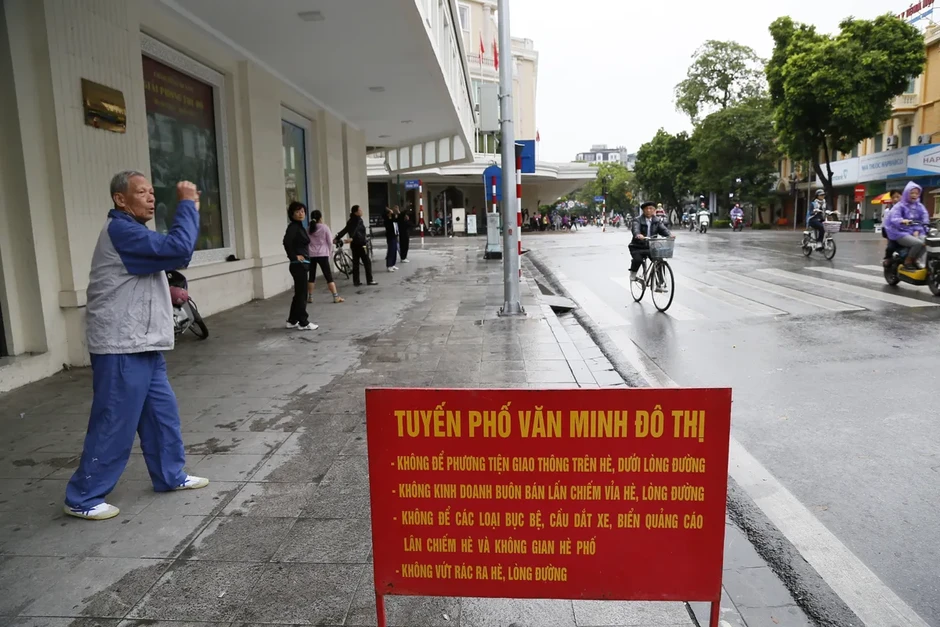 Cho thuê vỉa hè: Dung hòa sinh kế và trật tự đô thị Cho thuê vỉa hè: Dung hòa sinh kế và trật tự đô thị